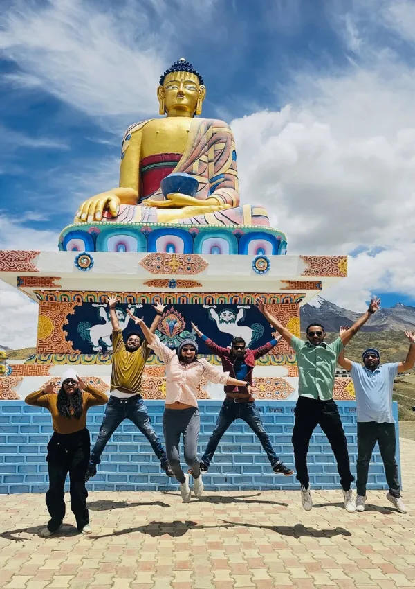 JustWravel College Trips 