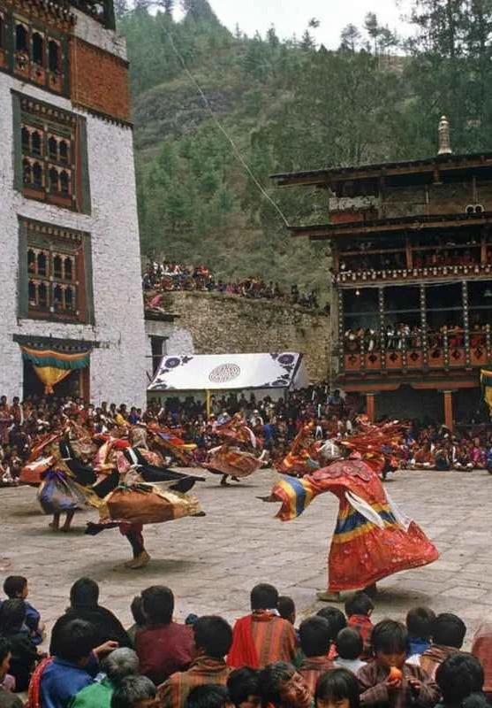 6 Nights 7 Days Paro Festival Tour Package