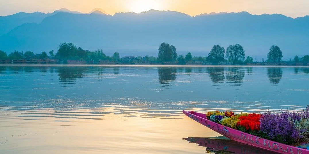 4 Nights - 5 Days Kashmir Trip