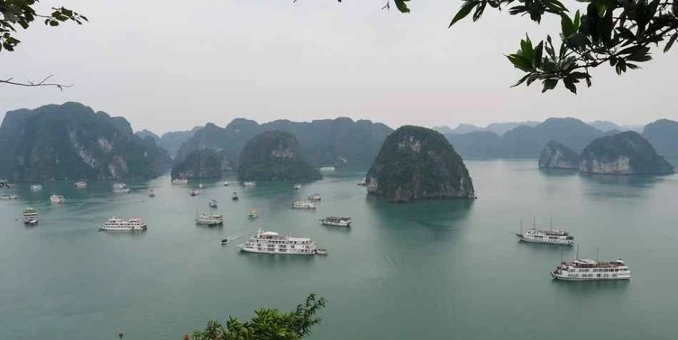6 Night 7 Days Hanoi Saigon Vietnam Package (With Overnight Cruise)