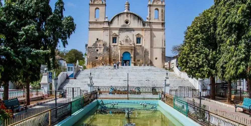 7-days-gujarat-tour-package-diu-JustWravel-1752838097-Diu-museum.webp