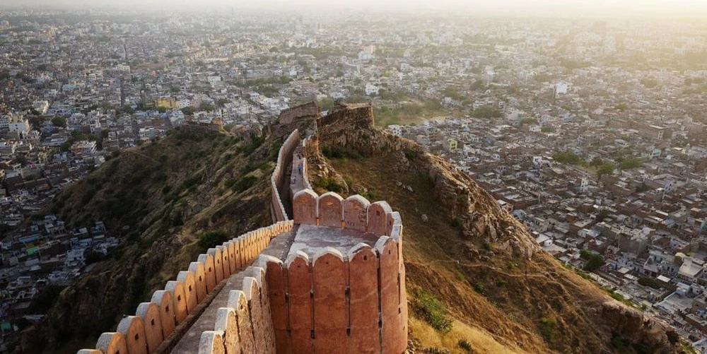 admirable-kumbhalgarh-and-udaipur-tour-package-JustWravel-1753859176-Nahargarh-fort.jpg