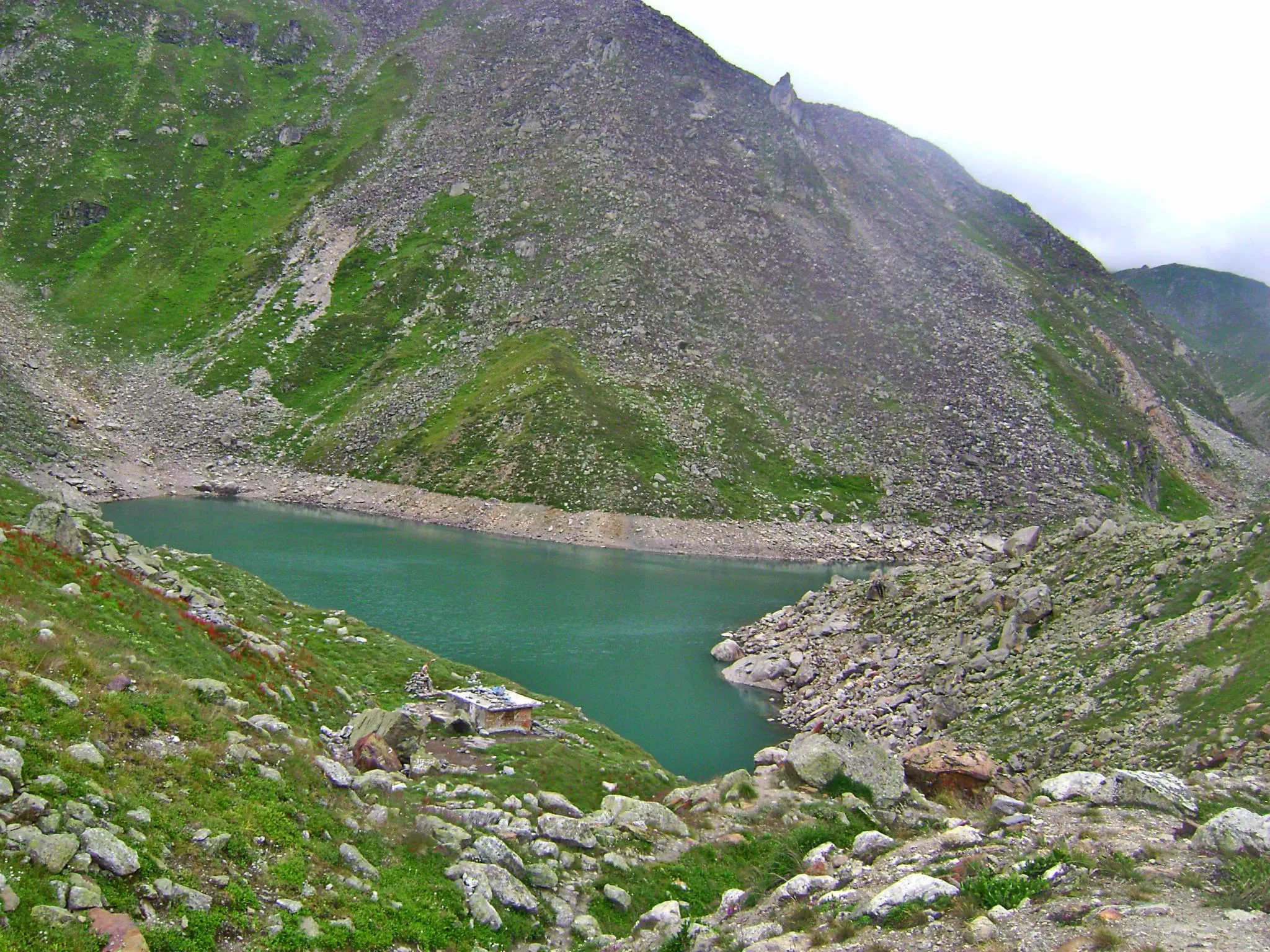 Satopanth Lake Trek