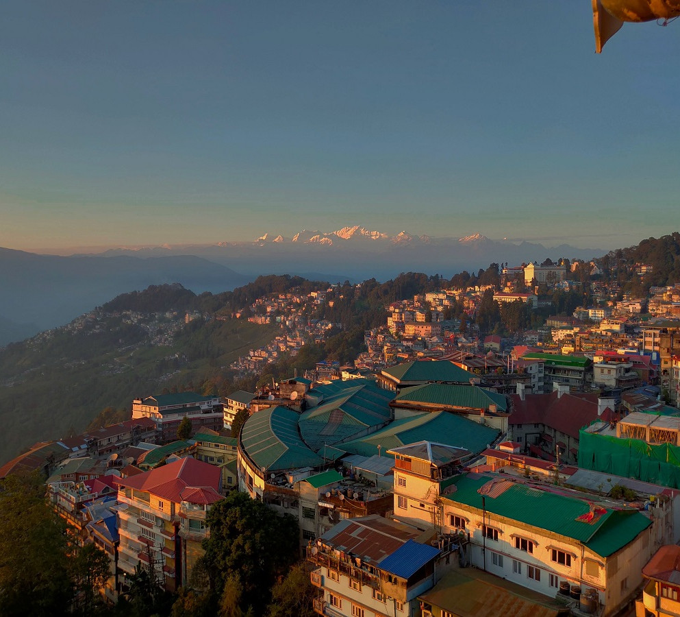 4 Night 5 Days Sikkim Darjeeling Honeymoon Tour Package