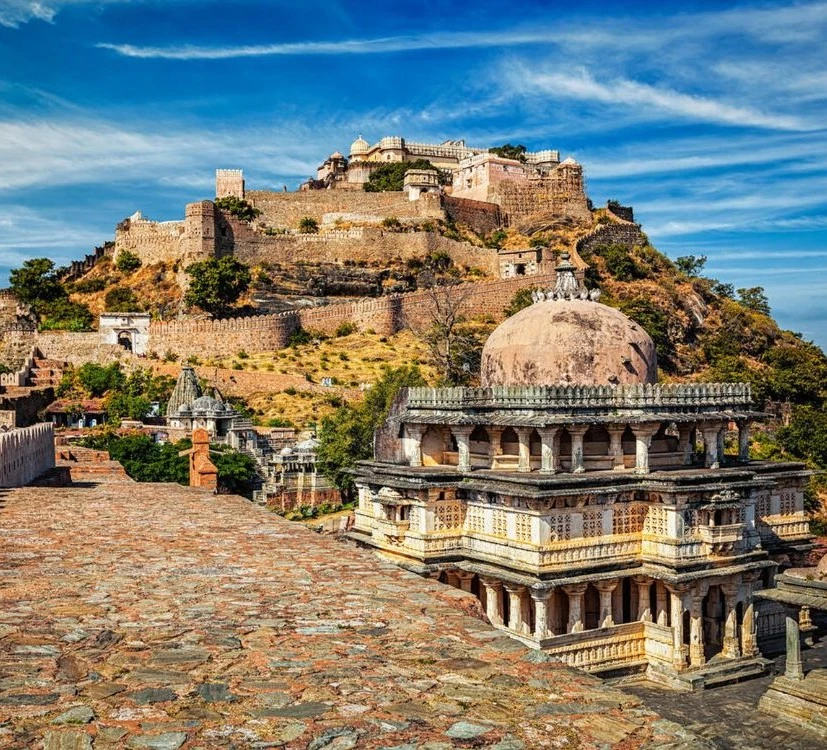 excuisiting-ranakapur-and-kumbhalgarh-fort-with-udaipur-tour-package-JustWravel-1753855940-Kumbhalgarh-Fort.jpg