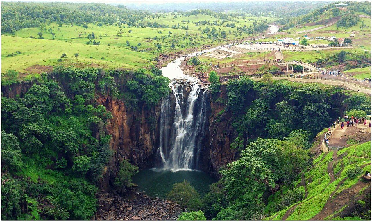 Patalpani Waterfalls 