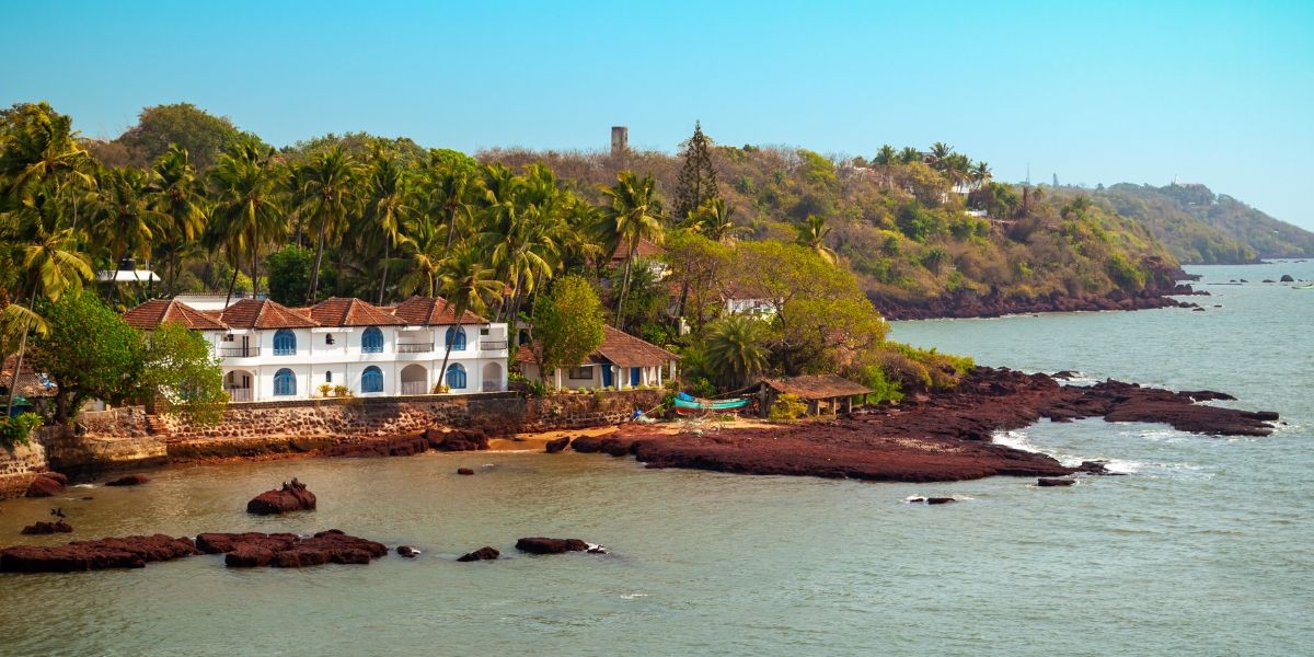 Dona Paula, Cape view point