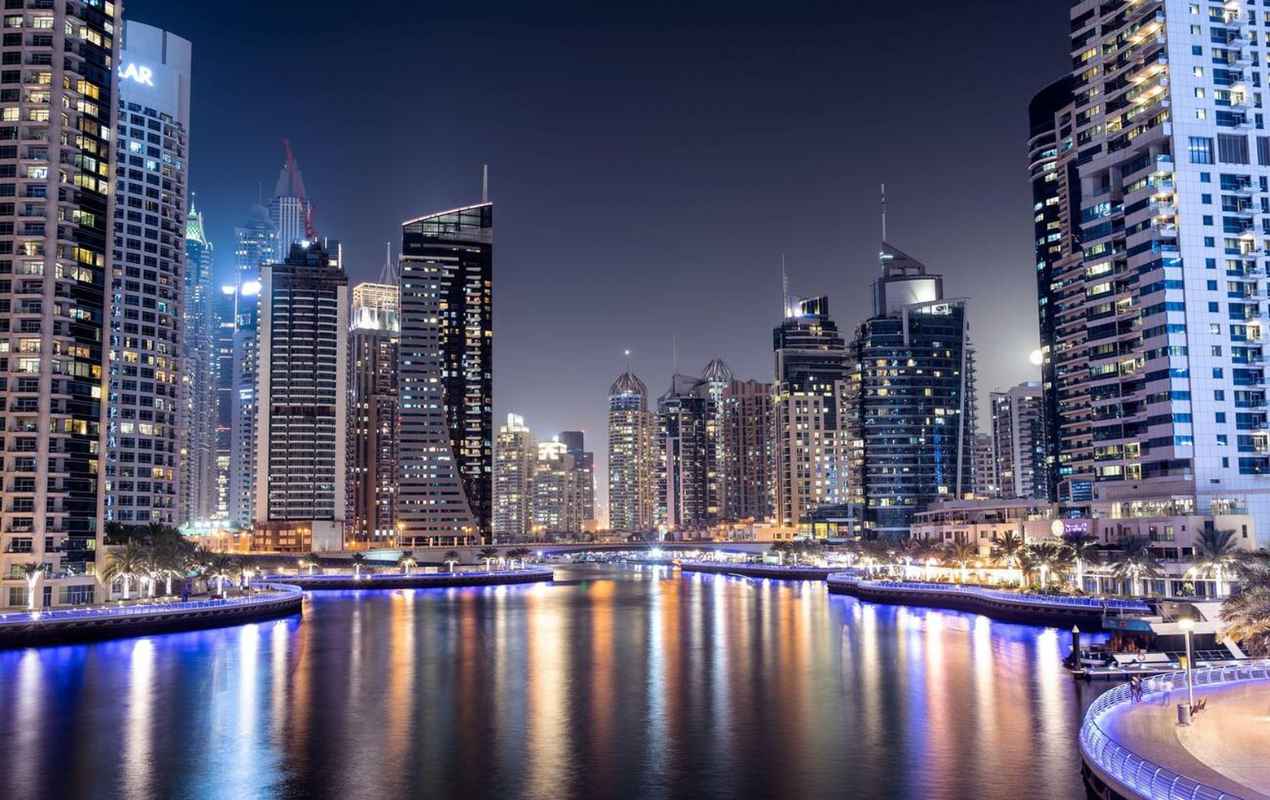 The Atlantis Hotel, Dubai at sunset.