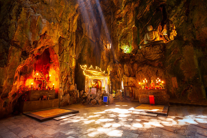 Sung Sot Cave