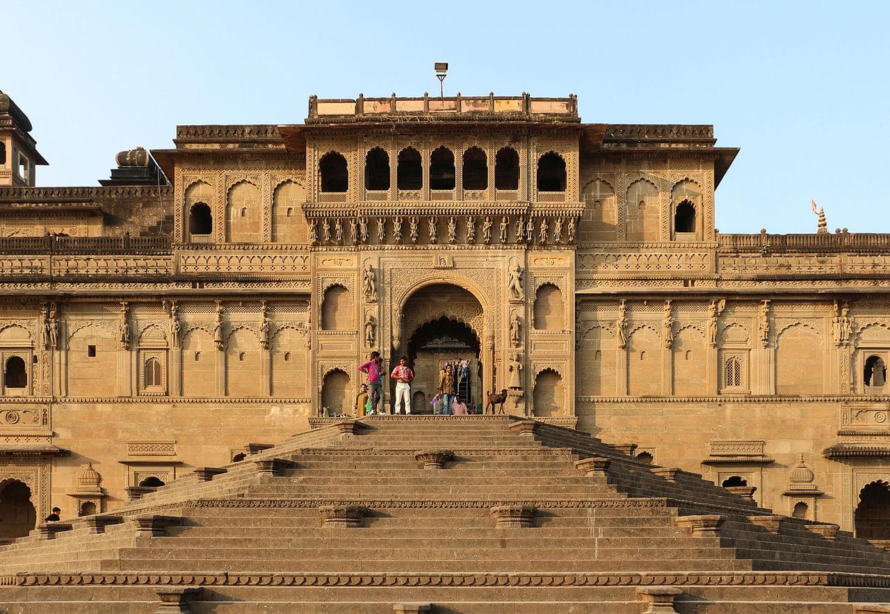 Maheshwar Fort