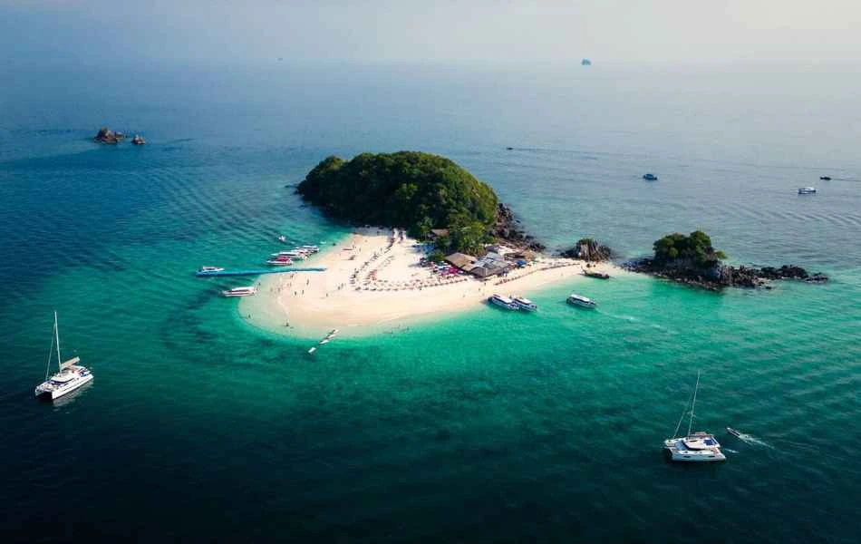 Koh Khai Nok Island, Phuket Thailand