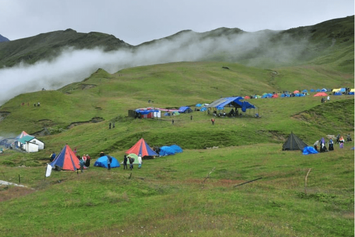 white mountains at ali bedni bugyal