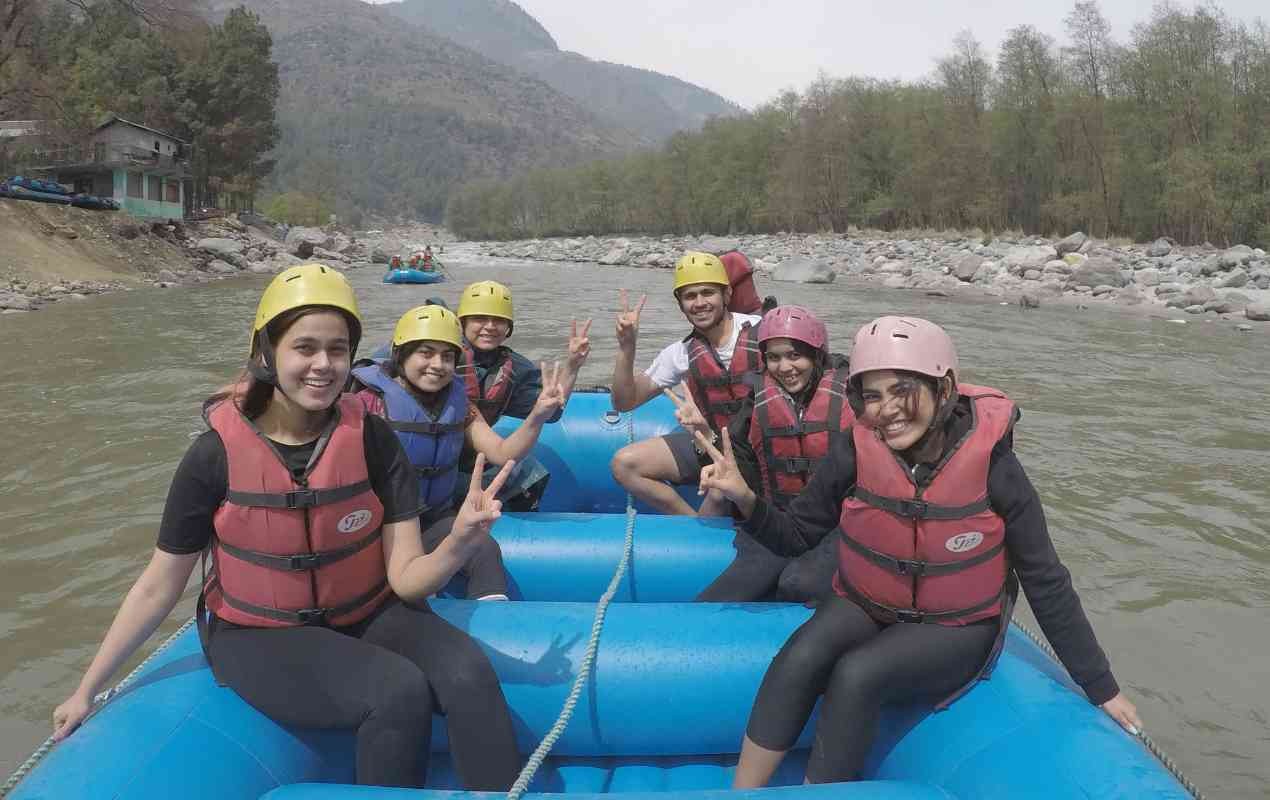 all-girls-himachal-backpacking-trip-manali-kasol-tosh-JustWravel-1725601143-All-Girls-Himachal-Backpacking-Trip-MKJ-8.jpg