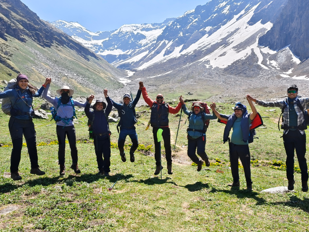 Trekkers enjoying in Buran Ghati Trek