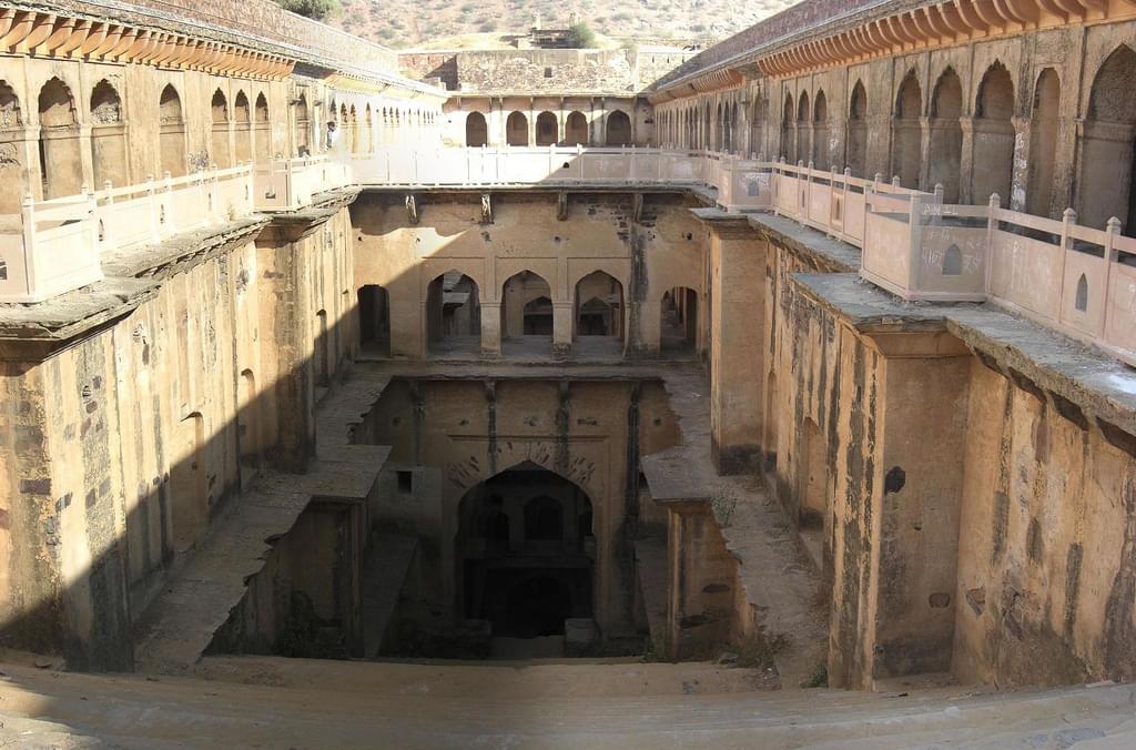 Rani ki Baoli Neemrana Fort