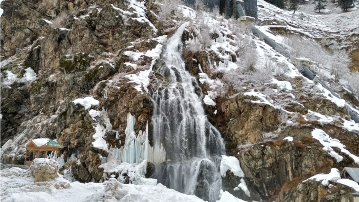 Drung Waterfall