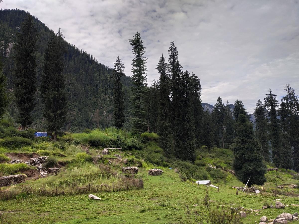 Kheerganga Trek Package