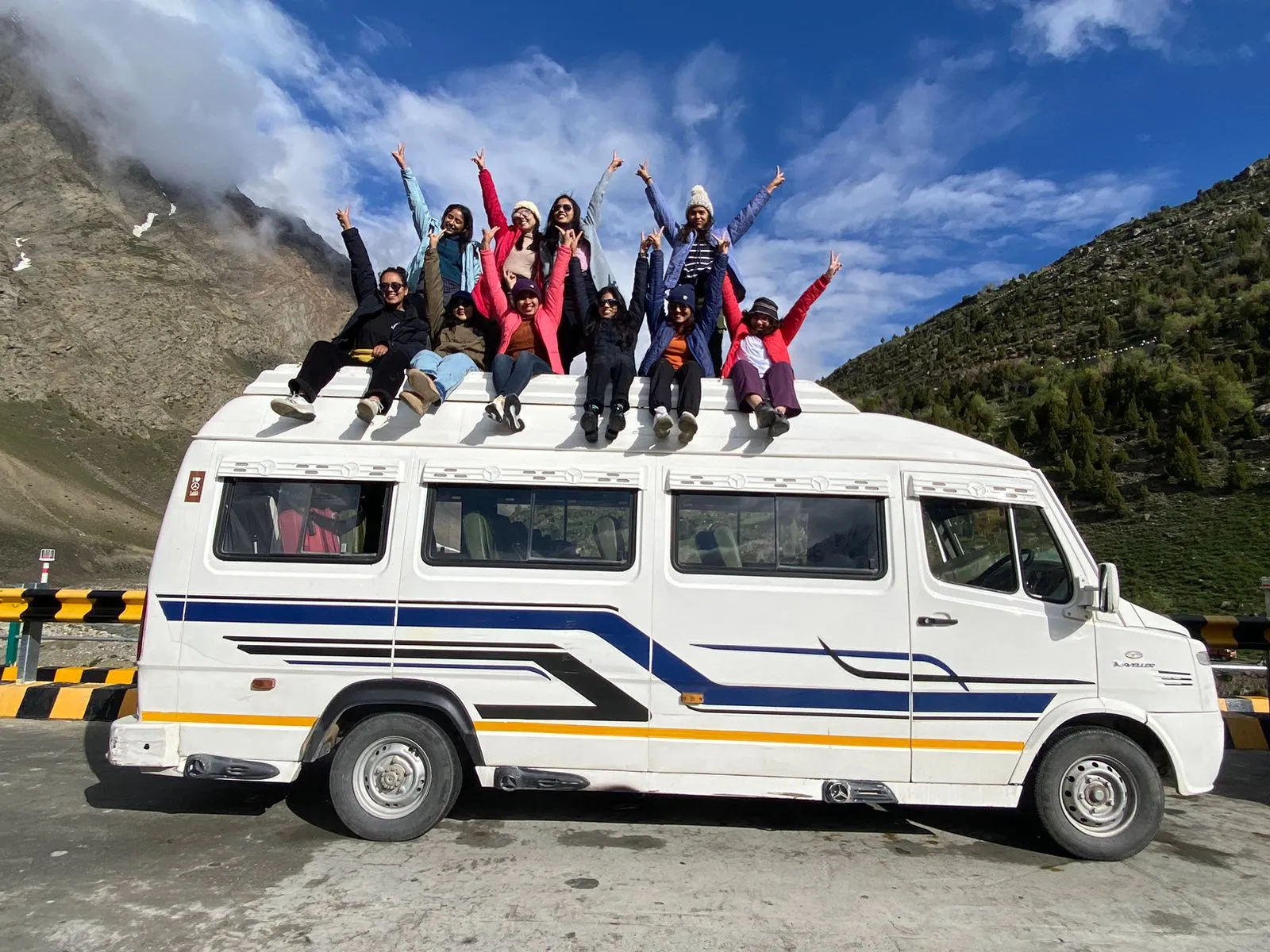 leh-ladakh-tour-from-srinagar-JustWravel-1738584351-63401eb1-5323-49e0-8312-4c2422c40244.webp