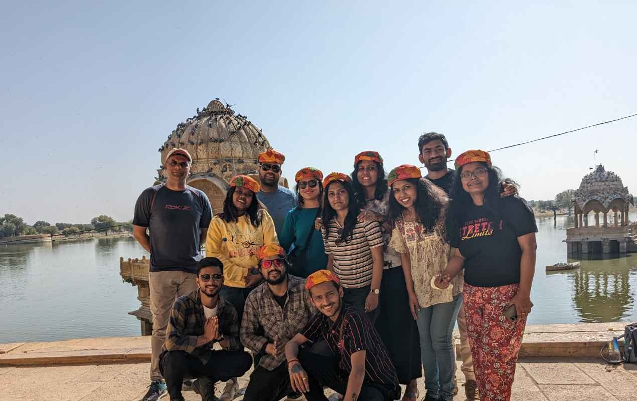 Wravelers in front of Gadisar Lake Jaisalmer