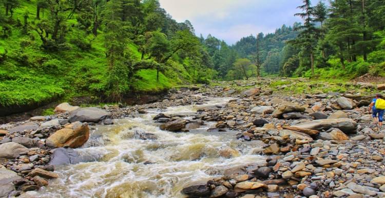 Trek To Parashar Lake